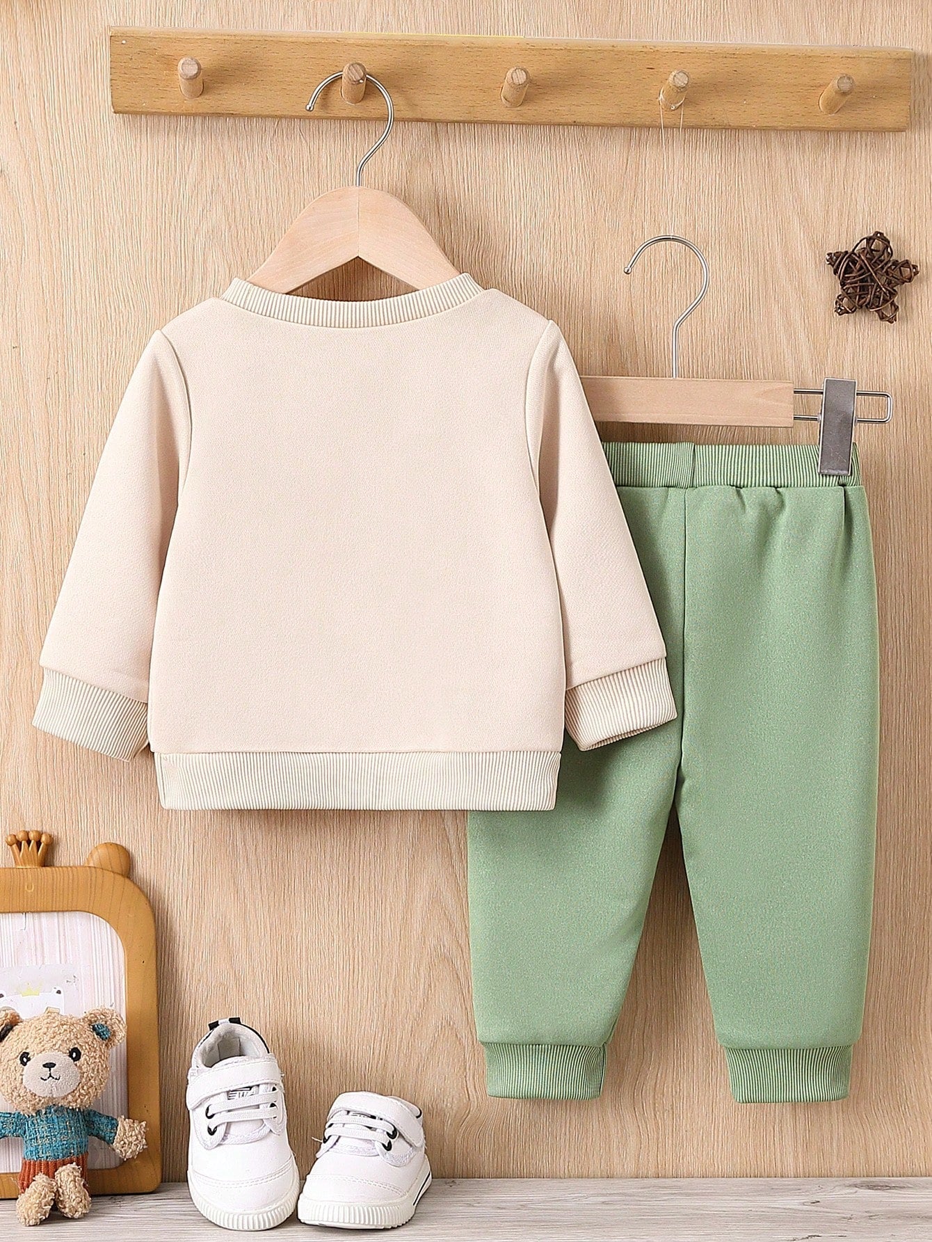 Bear Design Printed Kids Winter Suit (Each)