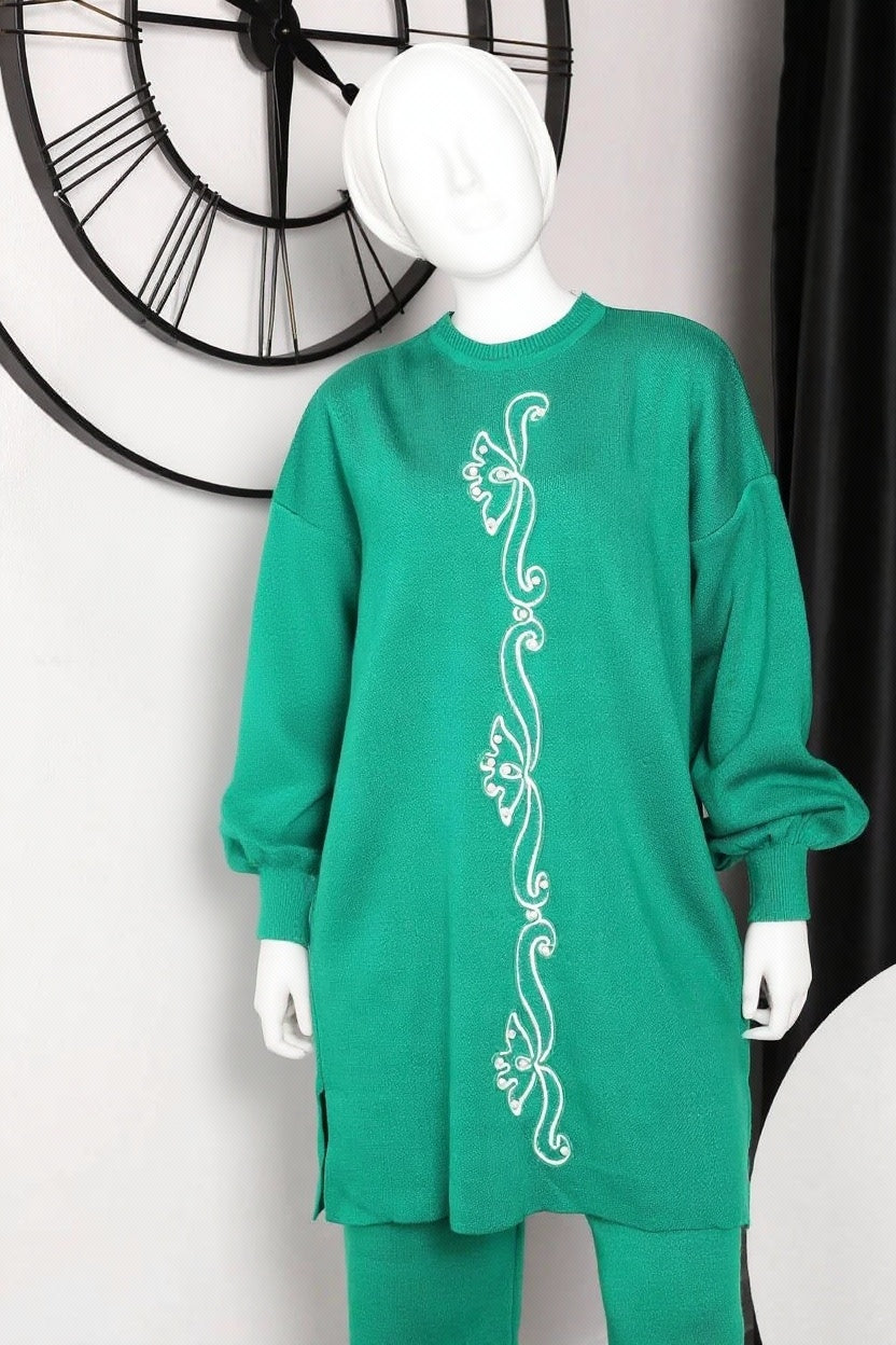 Winter C-Green Floral Printed Long Sleeves 2 PCs Co-Ord Set (Copy)