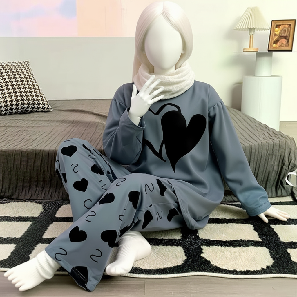 Grey Double Heart Half Sleeve Printed Night Suits